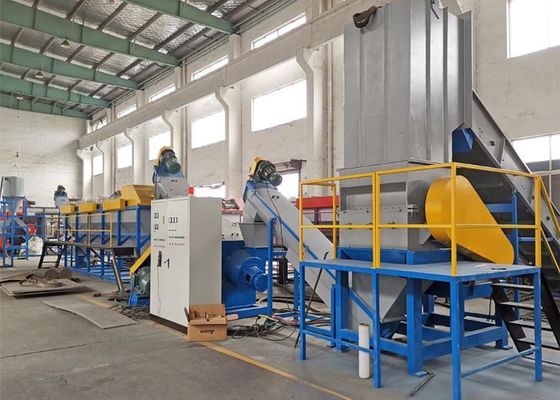 Odpady Folie HDPE LDPE PP PE Maszyna do recyklingu tworzyw sztucznych 1500kg / H